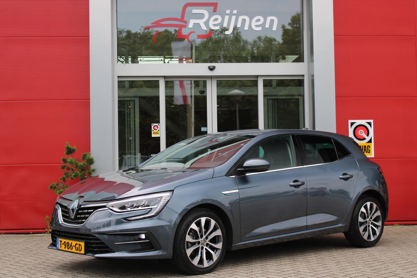 Renault Mégane - 1.3 TCe 140PK TECHNO | ACHTERUITRIJ CAMERA | STOEL/STUUR VERWARMING | NAVIGATIE | APPLE CA - AutoWereld.nl