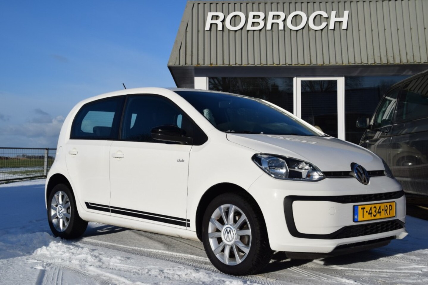 Volkswagen Up! - CLUB UP, 1.0 60PK, Rijklaar incl Garantie ! - AutoWereld.nl