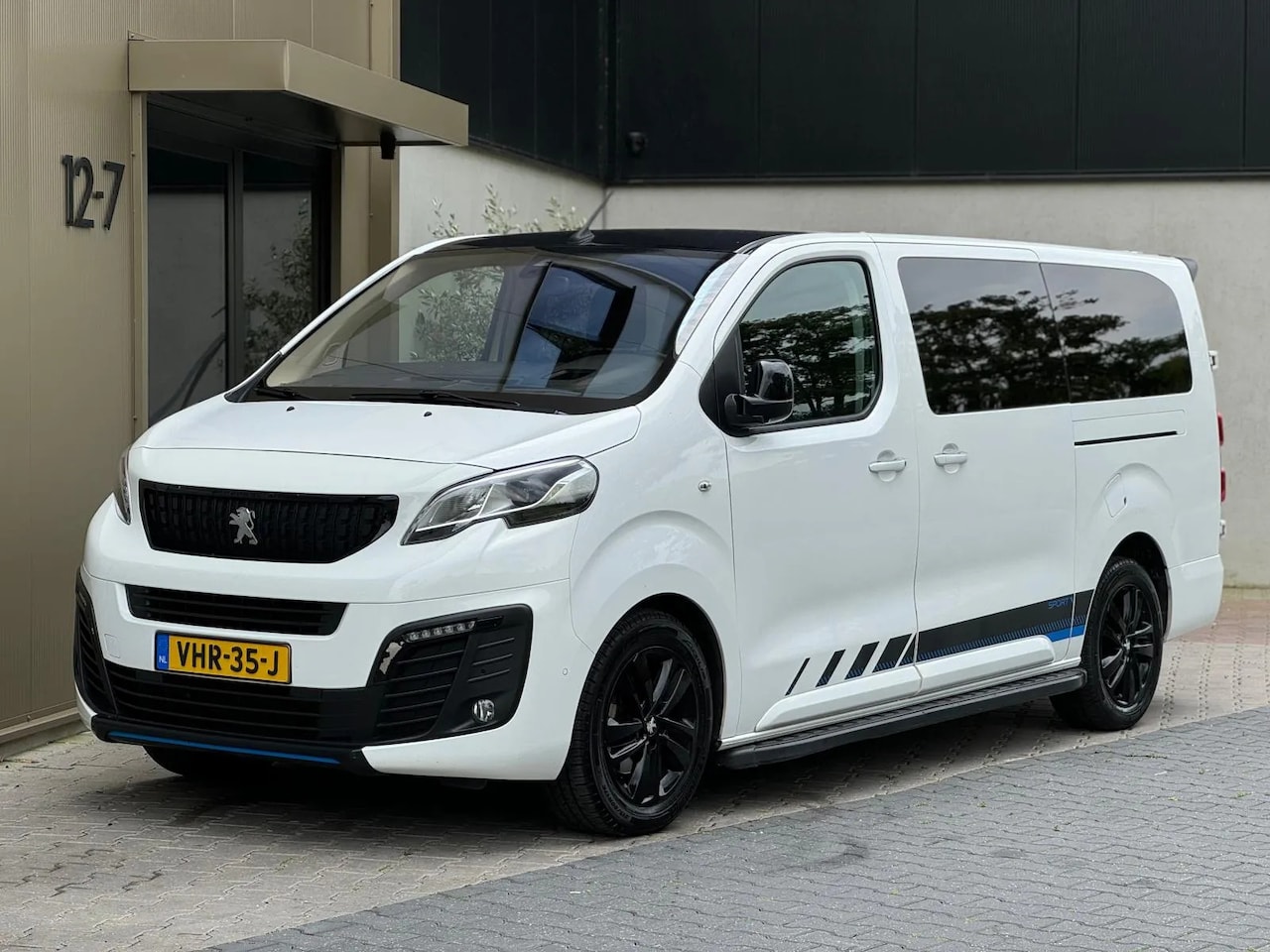 Peugeot Expert - standkachel|Long|Sport|DC|Headup - AutoWereld.nl