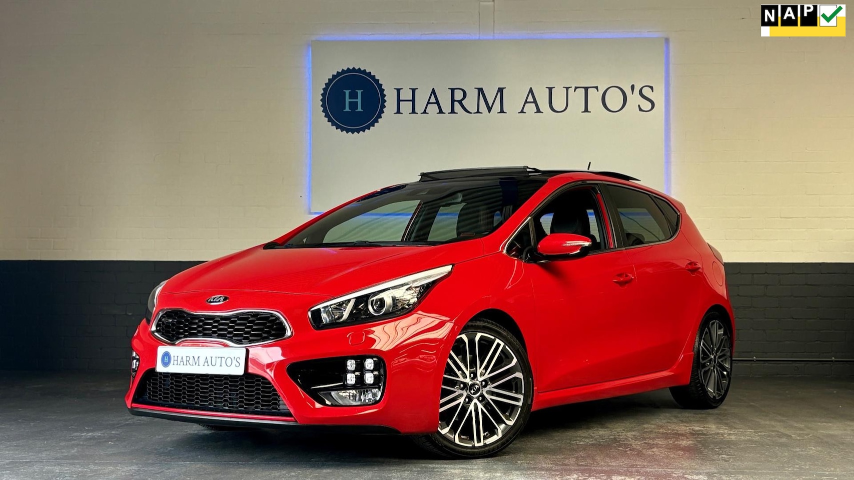 Kia Cee'd - 1.6 GT 204pk Pano/Navi/CAM/Cruise/Clima - AutoWereld.nl