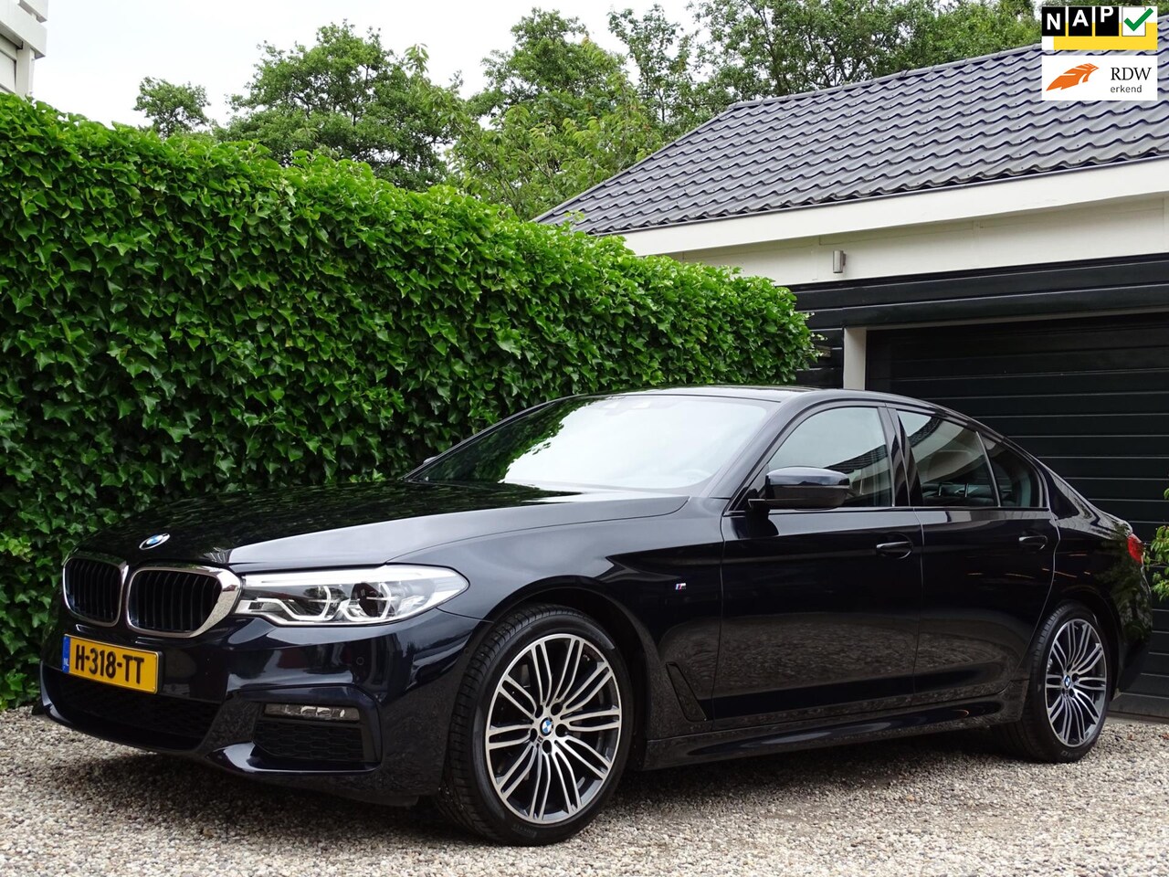 BMW 5-serie - 520i High Executive Edition | M- pakket - AutoWereld.nl