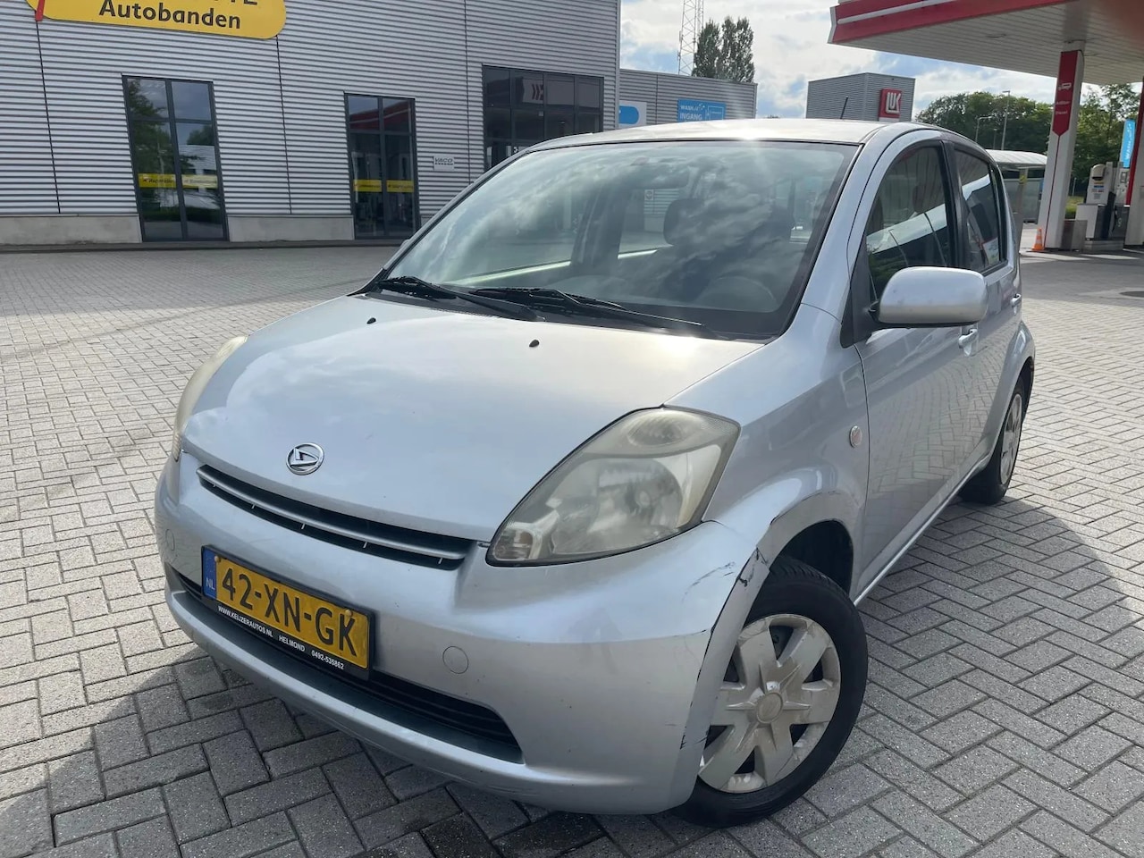 Daihatsu Sirion 2 - 1.0-12V Premium 86DKM MET NAP - AutoWereld.nl