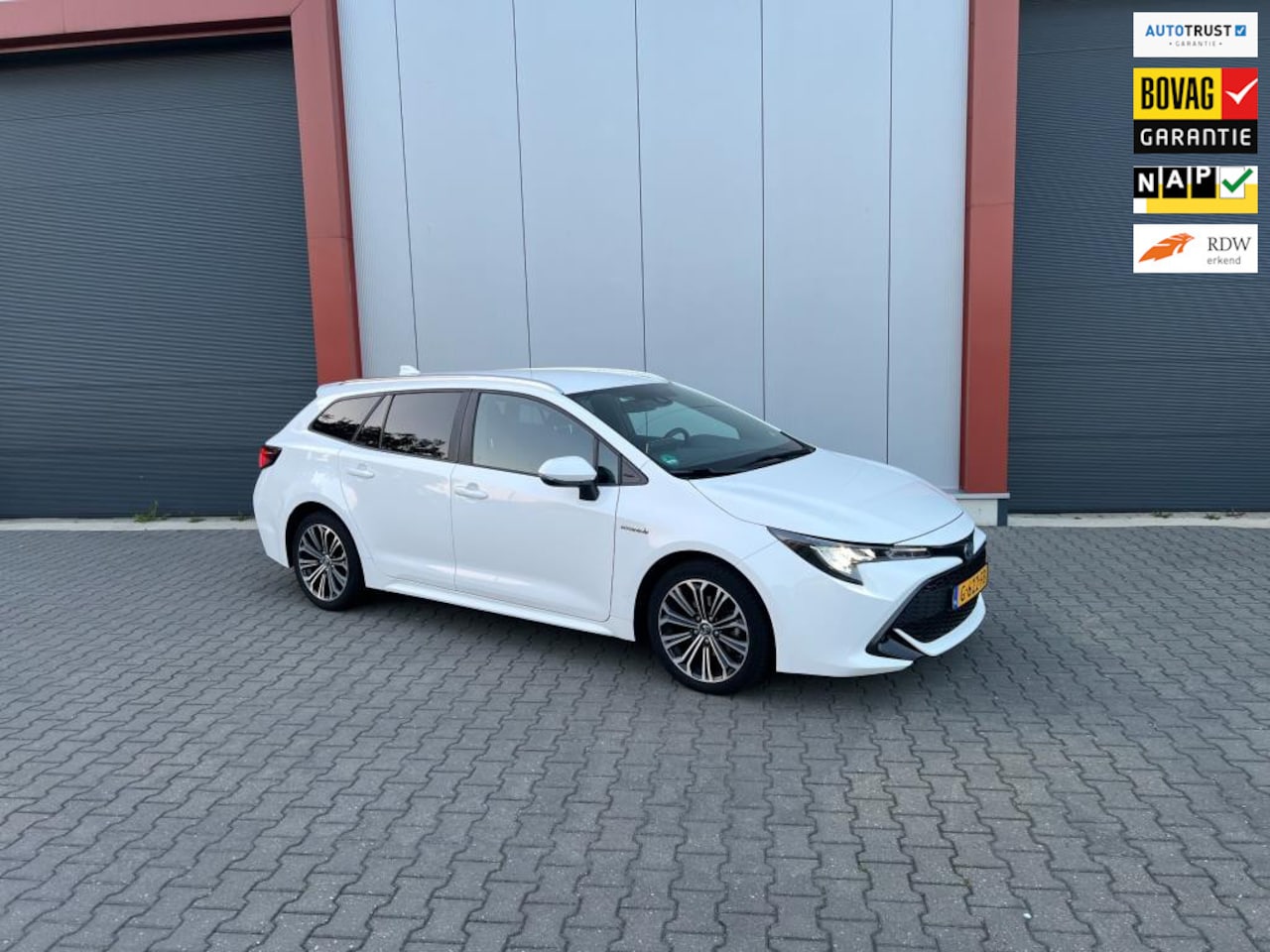 Toyota Corolla Touring Sports - 1.8 Hybrid First Edition 1.8 Hybrid First Edition - AutoWereld.nl