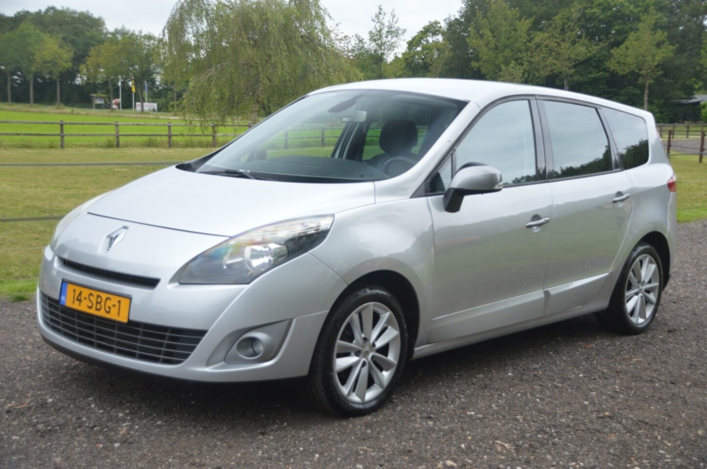 Renault Grand Scénic - 1.4 TCe Parisienne Clima Cruise PDC - AutoWereld.nl