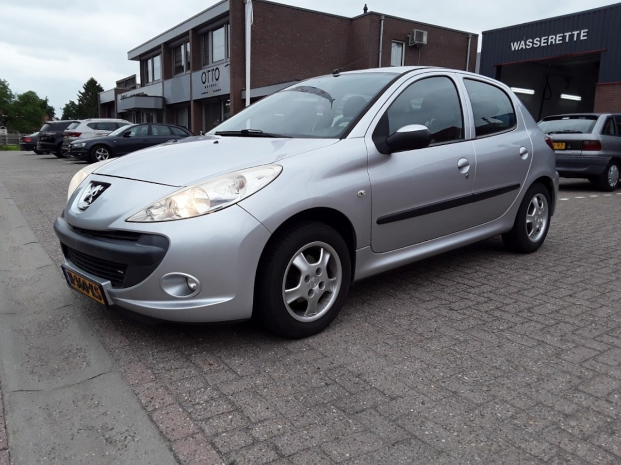 Peugeot 206 - 1.4 COMFORT - AutoWereld.nl