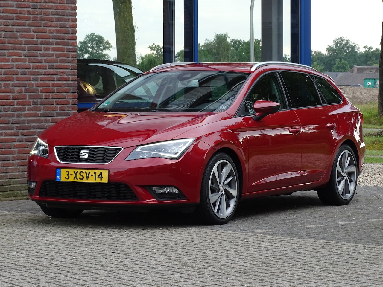 Seat Leon ST - 1.6 TDI Ecomotive Lease Sport 1.6 TDI Ecomotive Lease Sport - AutoWereld.nl