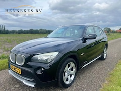 BMW X1 - sDrive18i Executive Automaat / Clima / Nap