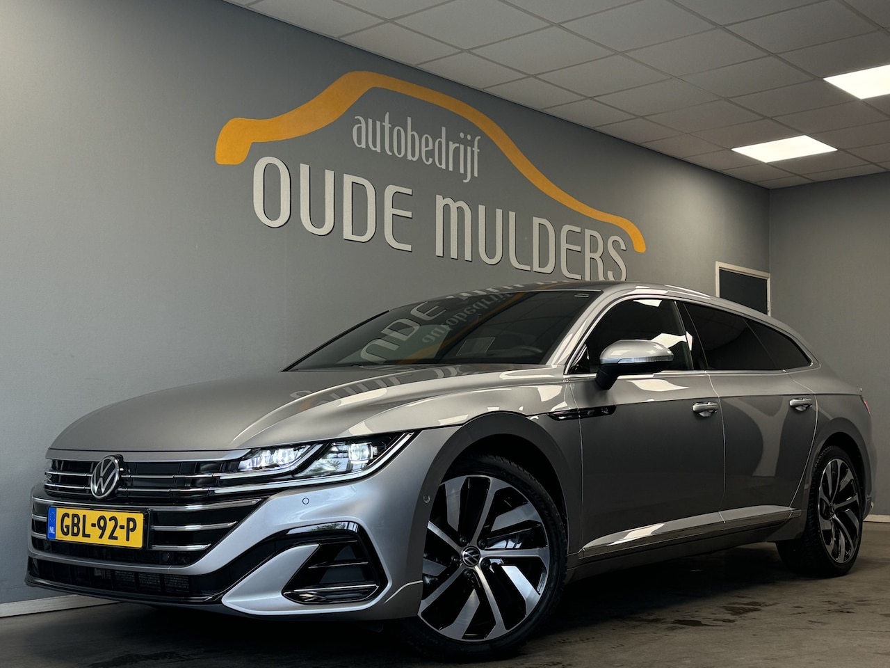 Volkswagen Arteon Shooting Brake - 1.4 TSI eHybrid R-Line Trekhaak/360Camera/AdaptieveCruise - AutoWereld.nl