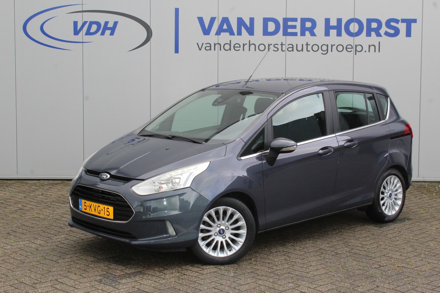 Ford B-Max - 1.0 101 pk EcoBoost Titanium Navigatie, Cruise control, Achteruitrijcamera, parkeer sensor - AutoWereld.nl