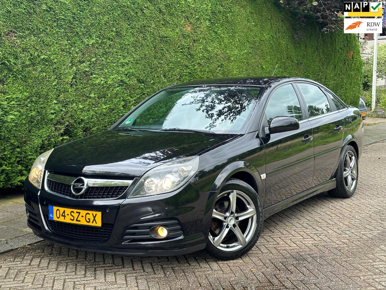 Opel Vectra GTS - 1.8-16V Executive /LEER/PDC/CRUISE/RIJDTSUPER!/ - AutoWereld.nl