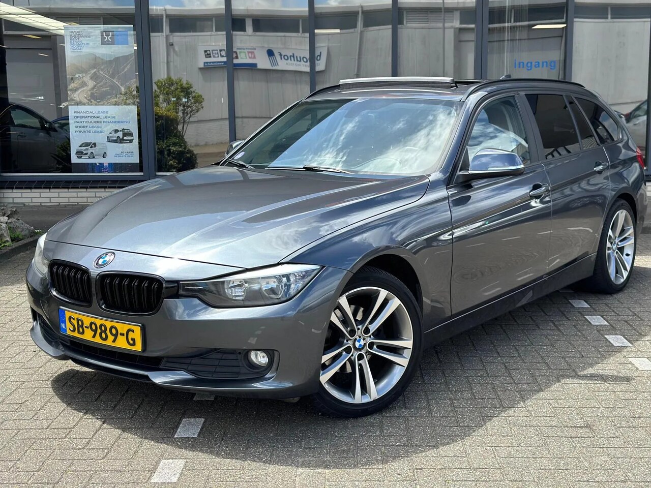 BMW 3-serie Touring - 316i Executive / Panoramadak - AutoWereld.nl