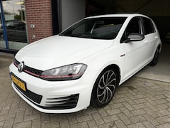 Volkswagen Golf - 2.0 GTI 220 PK