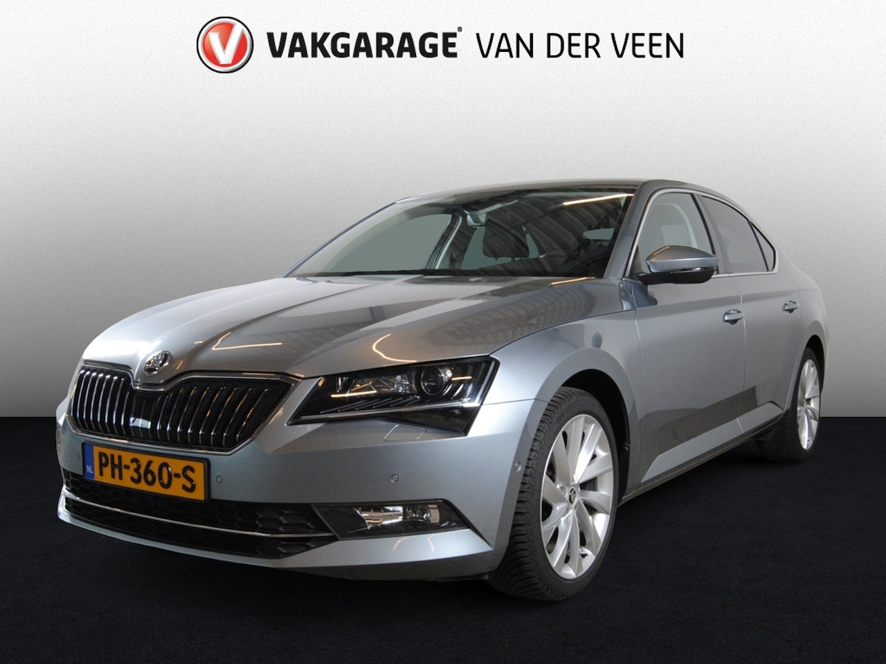 Skoda Superb - 1.4 TSI ACT Styl Bns - AutoWereld.nl