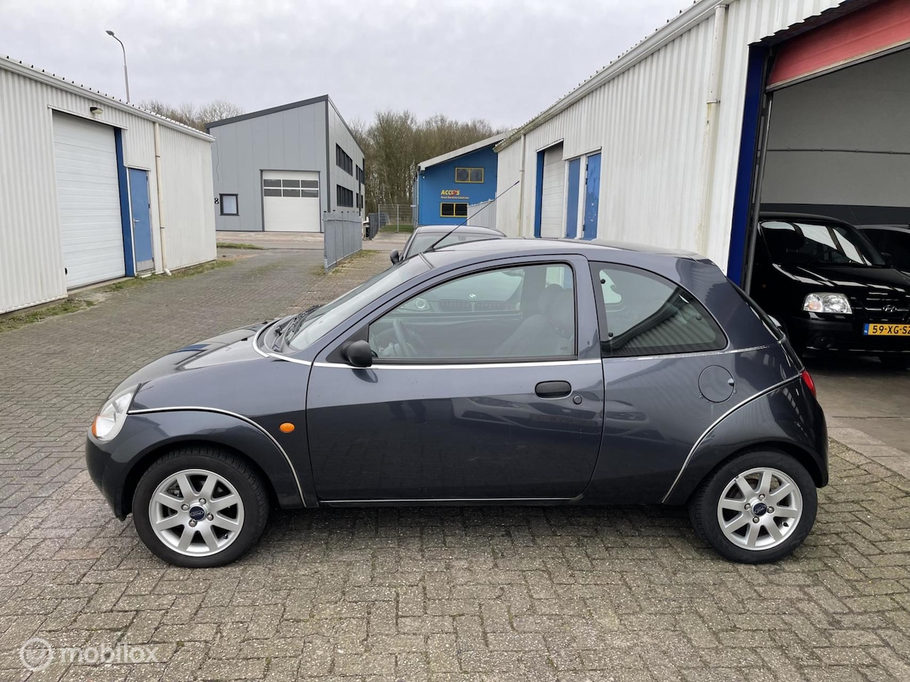 Ford Ka - 1.3 Futura INRUIL KOOPJE Airco|elek.ramen|NAP|AUX - AutoWereld.nl