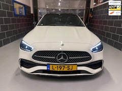 Mercedes-Benz C-klasse - 200 AMG Line | NL AUTO | 360 CAMERA | AUTOMAAT | MBUX | CARPLAY | PANO