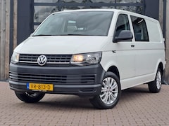 Volkswagen Transporter - 2.0 TDI L2H1 DC Trendline | Airco | Cruise | Trekhaak | Navigatie | LMV |