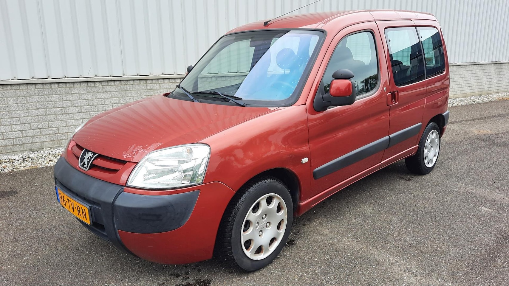 Peugeot Partner MPV - 1.6-16V XT 1.6-16V XT - AutoWereld.nl