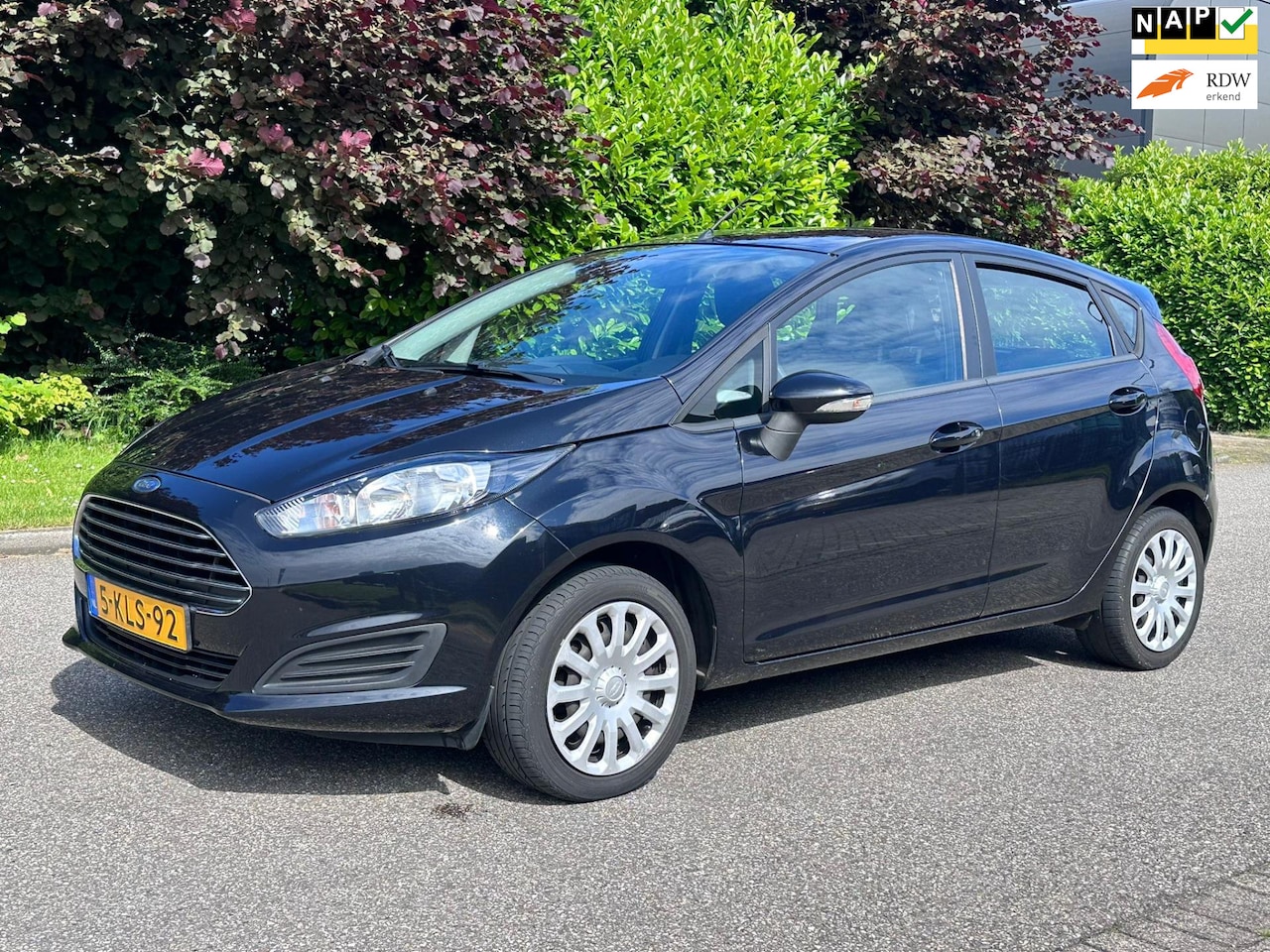 Ford Fiesta - 1.0 Champion 5DR*Airco*NAP*Dealer onderhouden*Nieuwe APK* - AutoWereld.nl