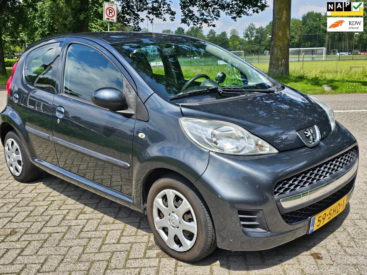 Peugeot 107 - 1.0-12V XS 2e eigenaar airco cv op afs elektrische ramen lage km - AutoWereld.nl