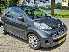 Peugeot 107 - 1.0-12V XS 2e eigenaar airco cv op afs elektrische ramen lage km