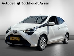 Toyota Aygo - 1.0 VVT-i x-play | Apple CarPlay | Camera | Lederen Stuurwiel