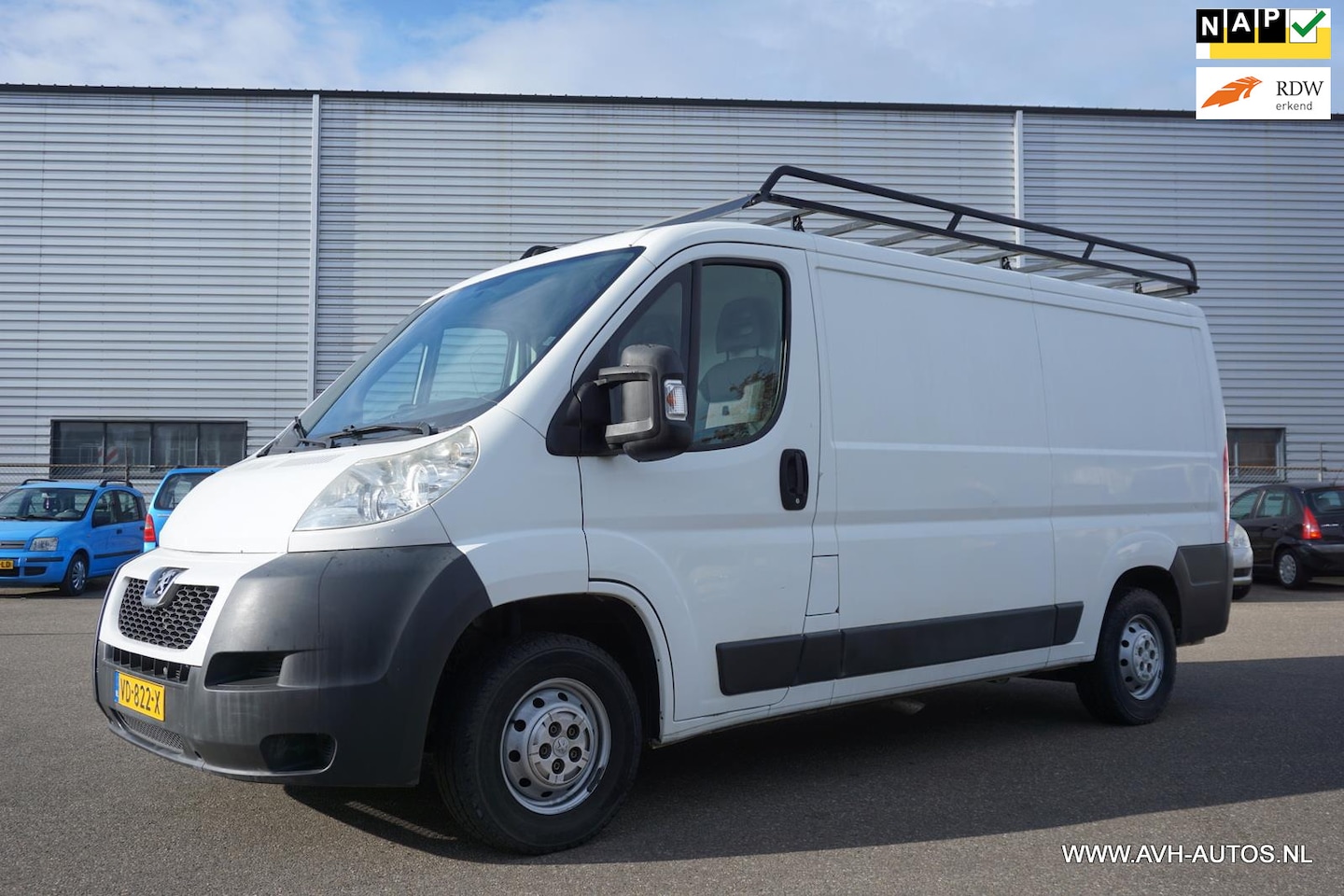 Peugeot Boxer - 330 2.2 HDI L2H2 Profit+ - AutoWereld.nl