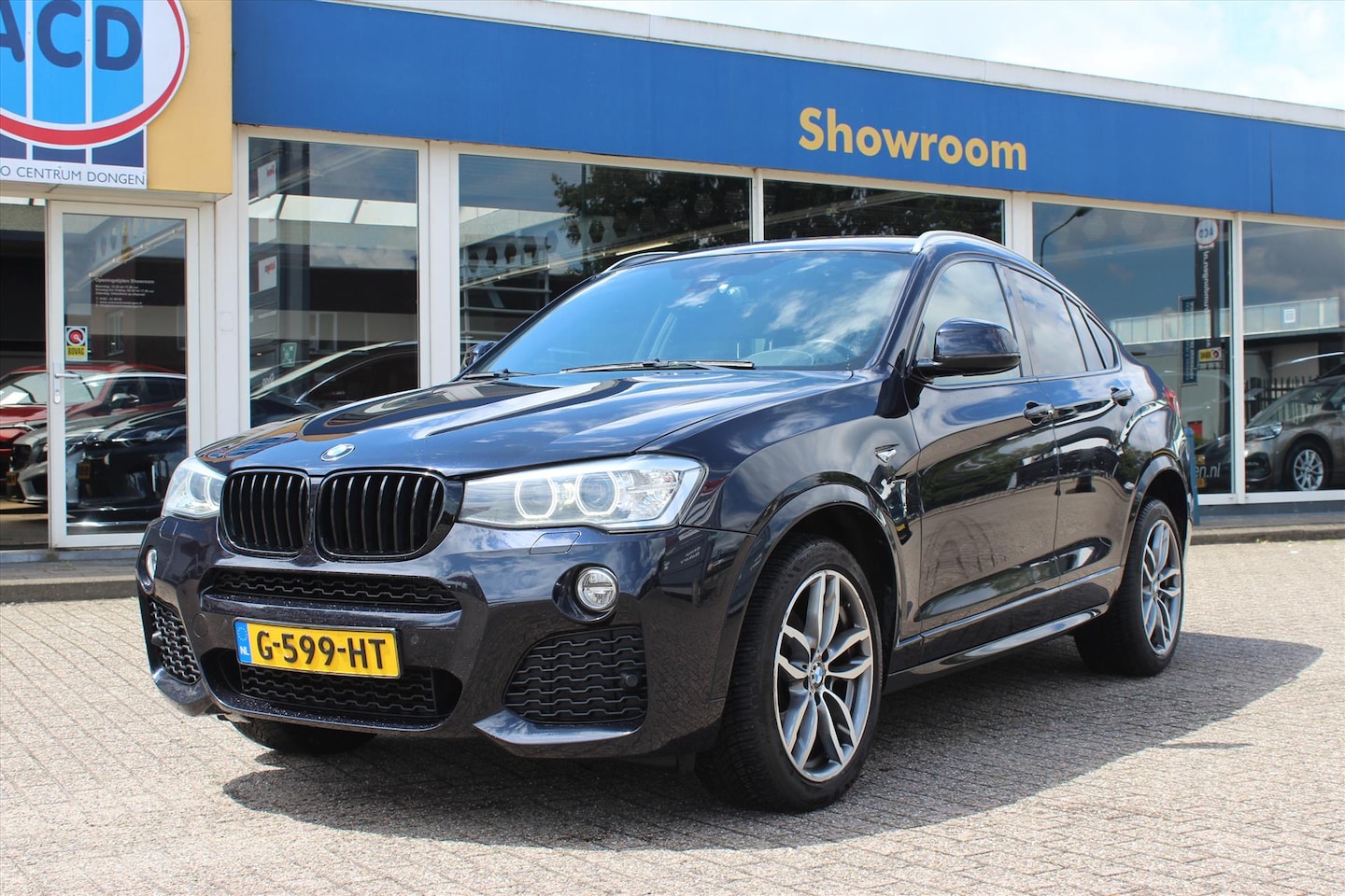 BMW X4 - (f26) xDrive 35i 306pk 6-cilinder Aut. M-Sport / High Executive | Carbon-zwart | Navigatie - AutoWereld.nl