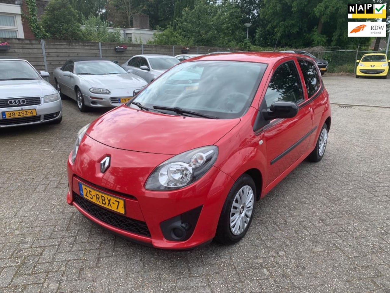 Renault Twingo - 1.2-16V Collection // Airco // Nieuwe APK - AutoWereld.nl