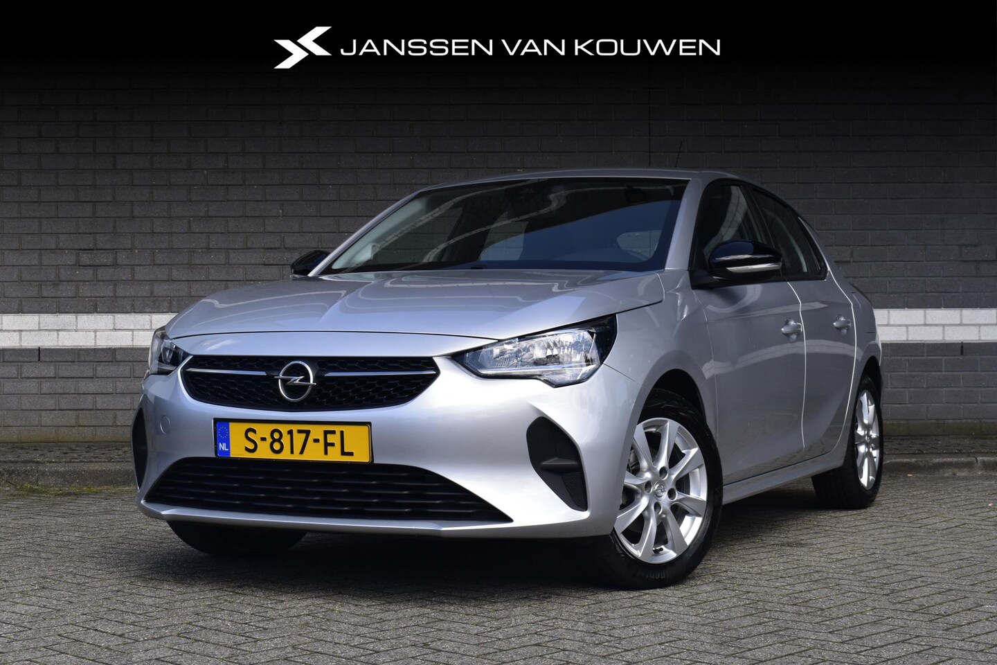 Opel Corsa - 1.2 Edition / Apple Carplay - Android Auto / Parkeersensor achter / Airco / 16" LMV - AutoWereld.nl