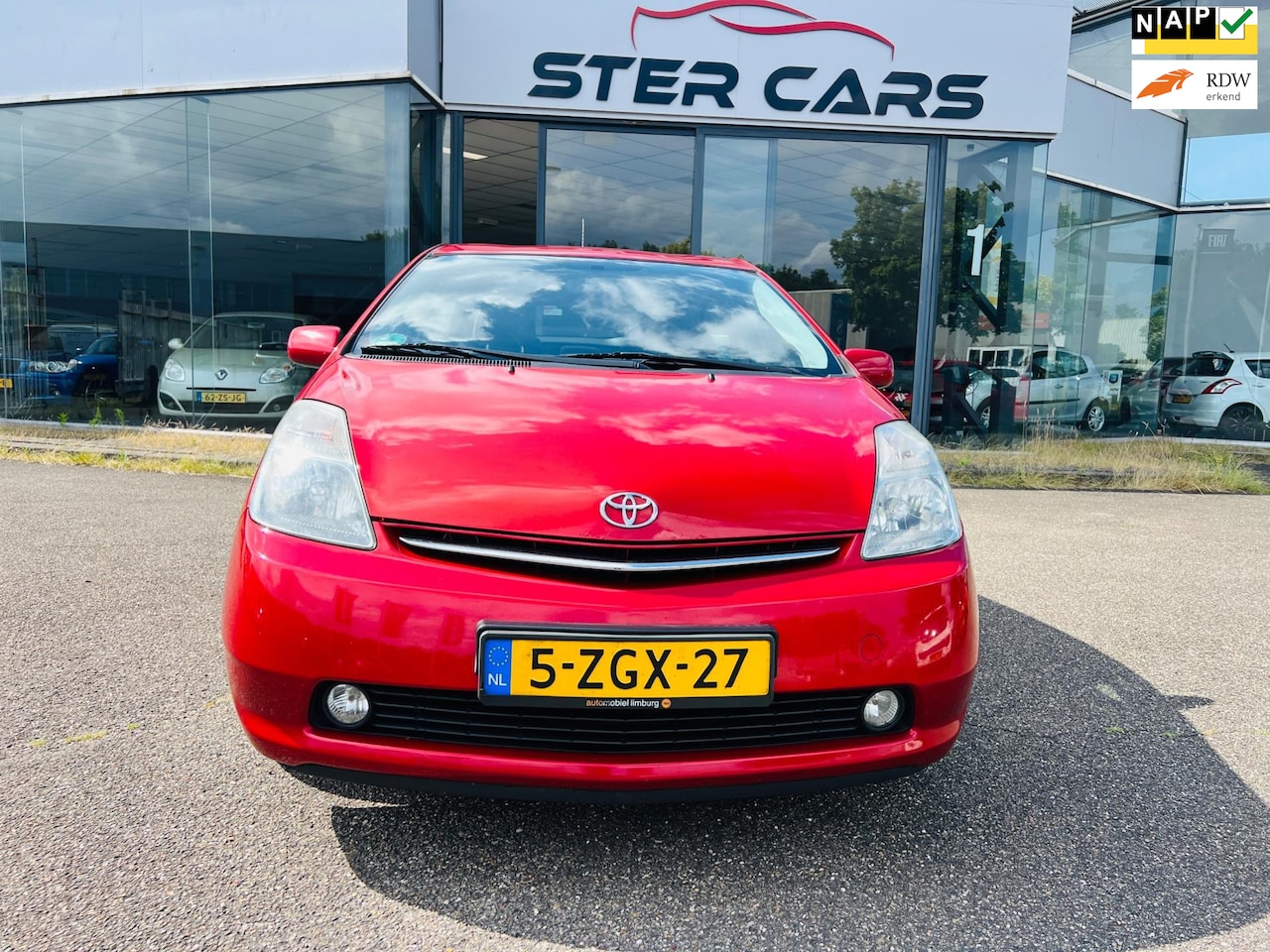 Toyota Prius - 1.5 VVT-i Comfort 1.5 VVT-i Comfort, Airco, Trekhaak, Cruise Control - AutoWereld.nl