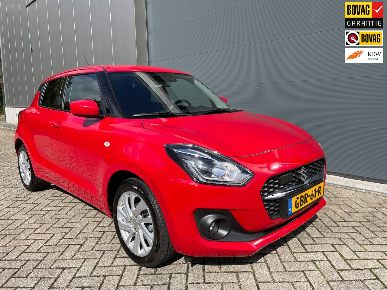 Suzuki Swift - 1.2 Select Smart Hybrid / Automaat / Camera / Navigatie - AutoWereld.nl