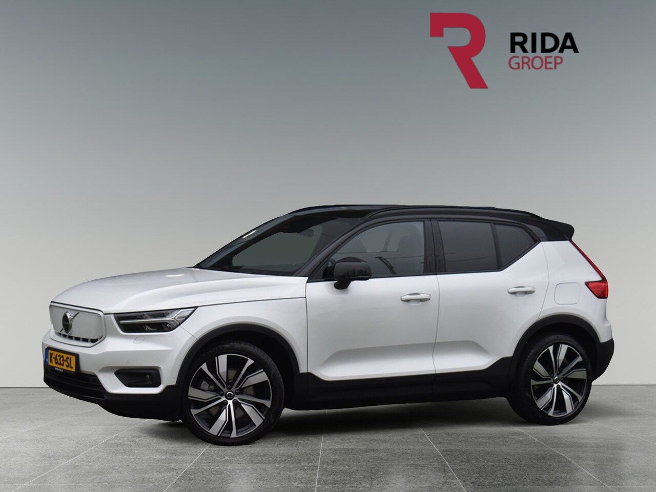 Volvo XC40 - Recharge P8 AWD R-Design Recharge P8 AWD R-Design - AutoWereld.nl