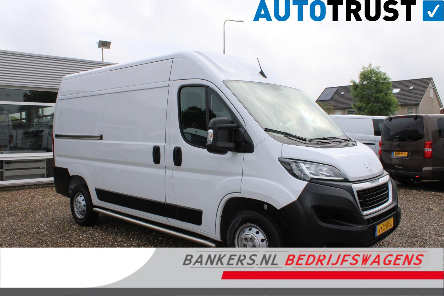 Peugeot Boxer - 2.2 BlueHDi 120PK, L2H2, Airco - AutoWereld.nl