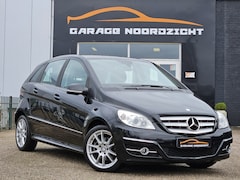 Mercedes-Benz B-klasse - 200 SPORT PAKKET AUTOMAAT|NAVIGATIE|CRUISE CONTROL|XENON|LEDER|PDC VOOR&ACHTER|17 INCH Maa