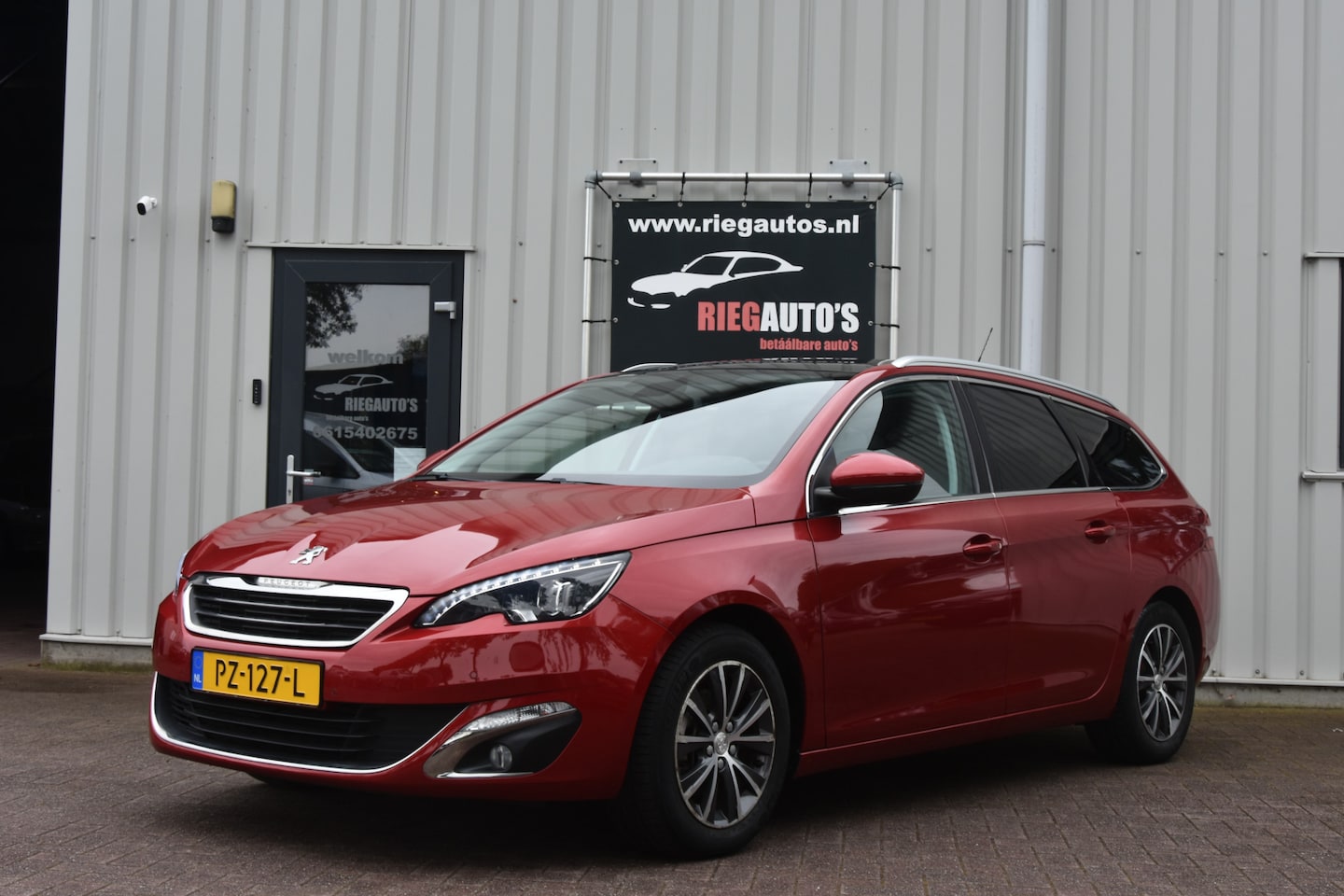 Peugeot 308 SW - 1.2 130PK Allure. Unieke km stand!! - AutoWereld.nl