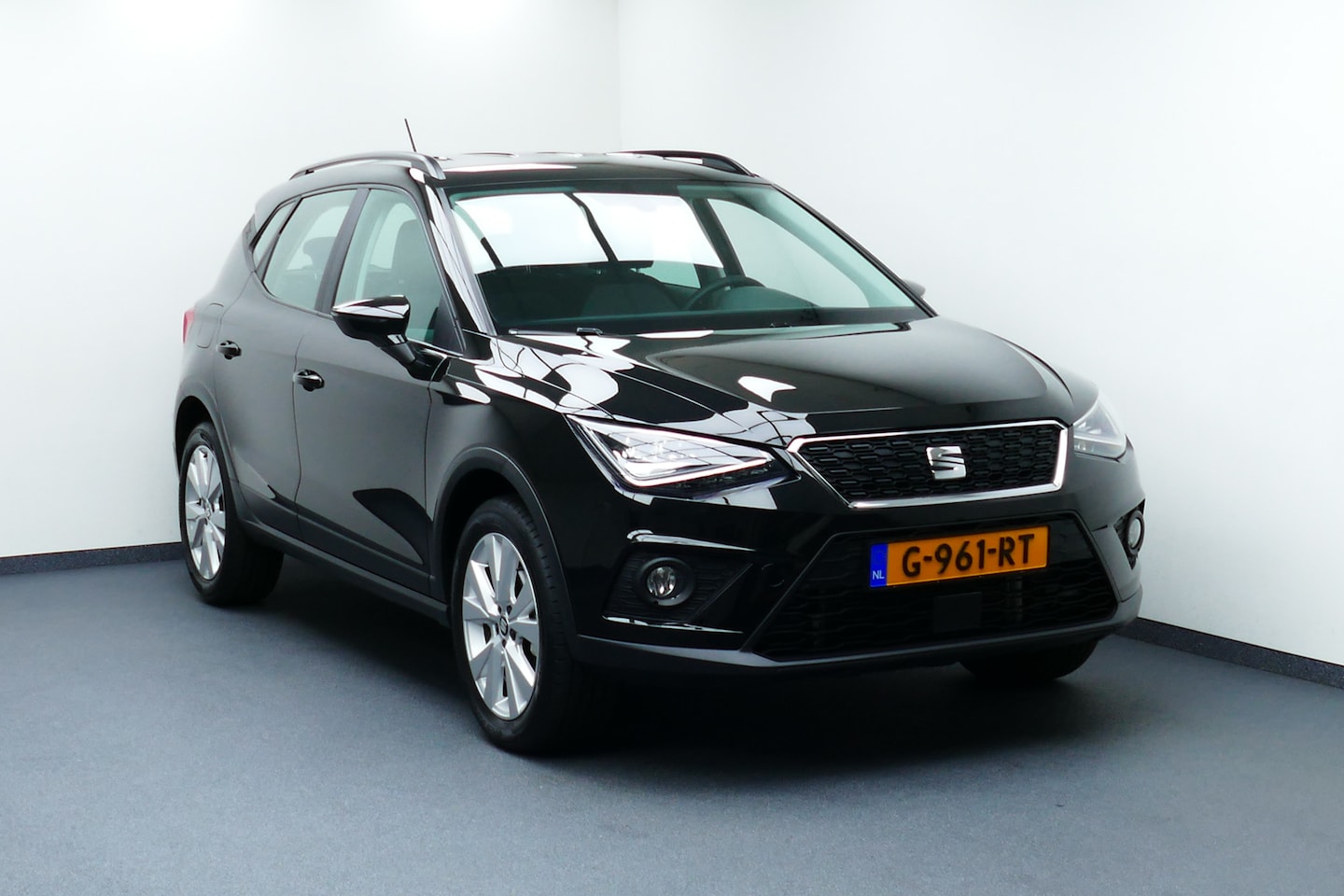 Seat Arona - 1.0 TSI Xcellence. Navi, Clima, Cruise, Stoelverw, Led Koplampen, 17"LMV, Park Sensors - AutoWereld.nl