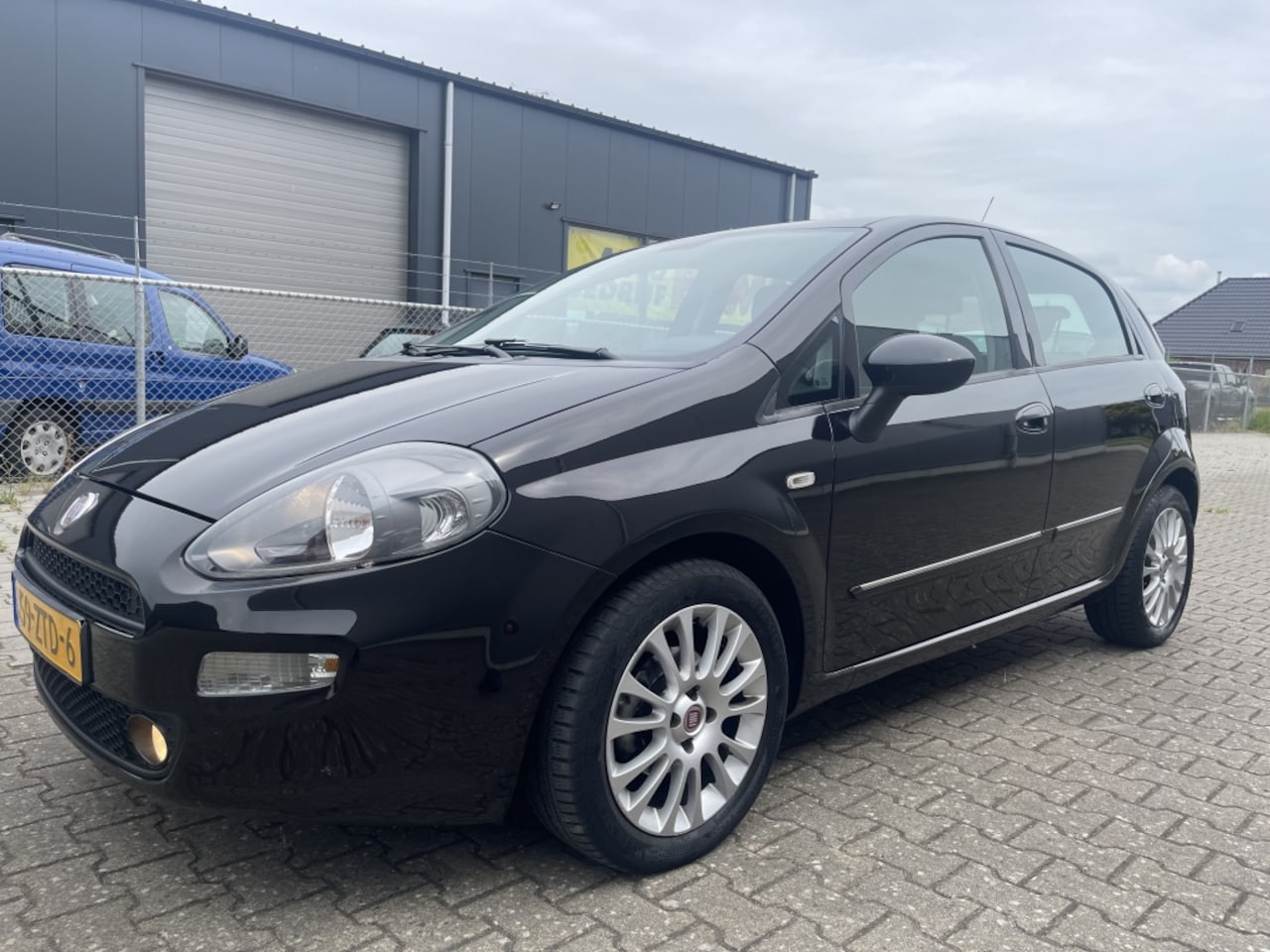 Fiat Punto Evo - 0.9 TwinAir Easy airco 5-deurs - AutoWereld.nl