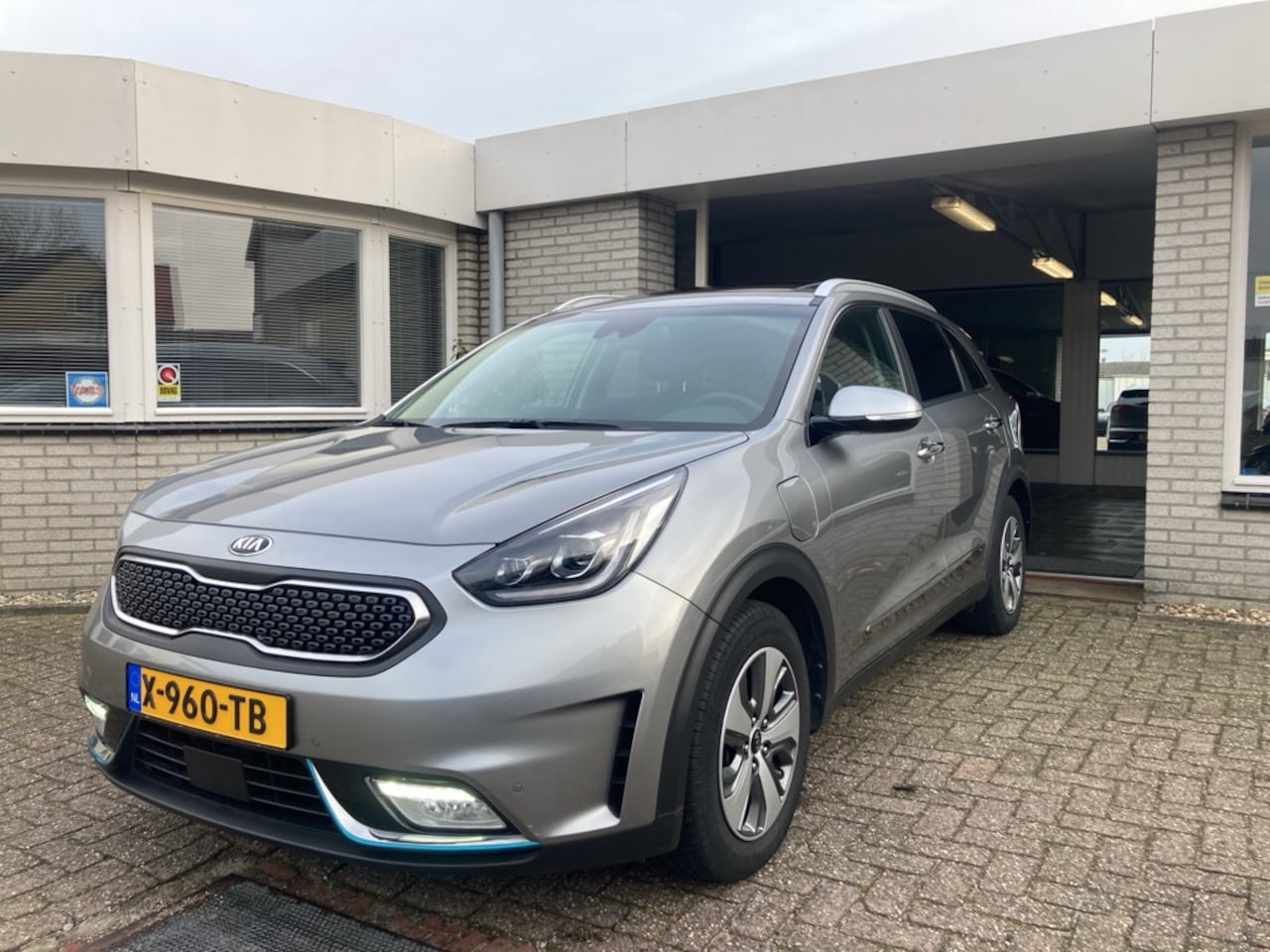 Kia Niro - 1.6 Hybrid Plug-In Dyn. Plus A/T - AutoWereld.nl