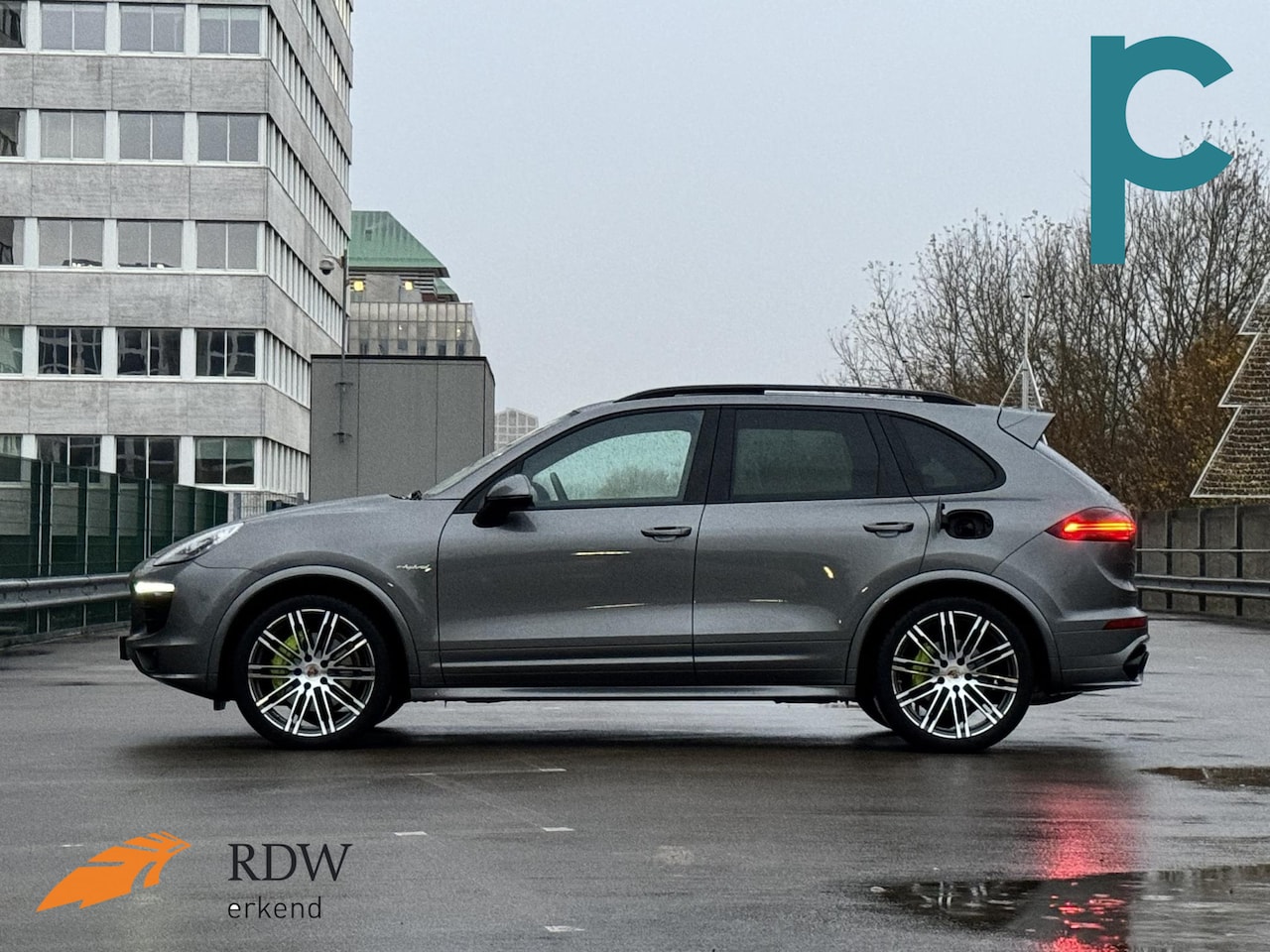 Porsche Cayenne - 3.0 S E-Hybrid SportDesign NL auto Dealer onderhouden Full Option - AutoWereld.nl