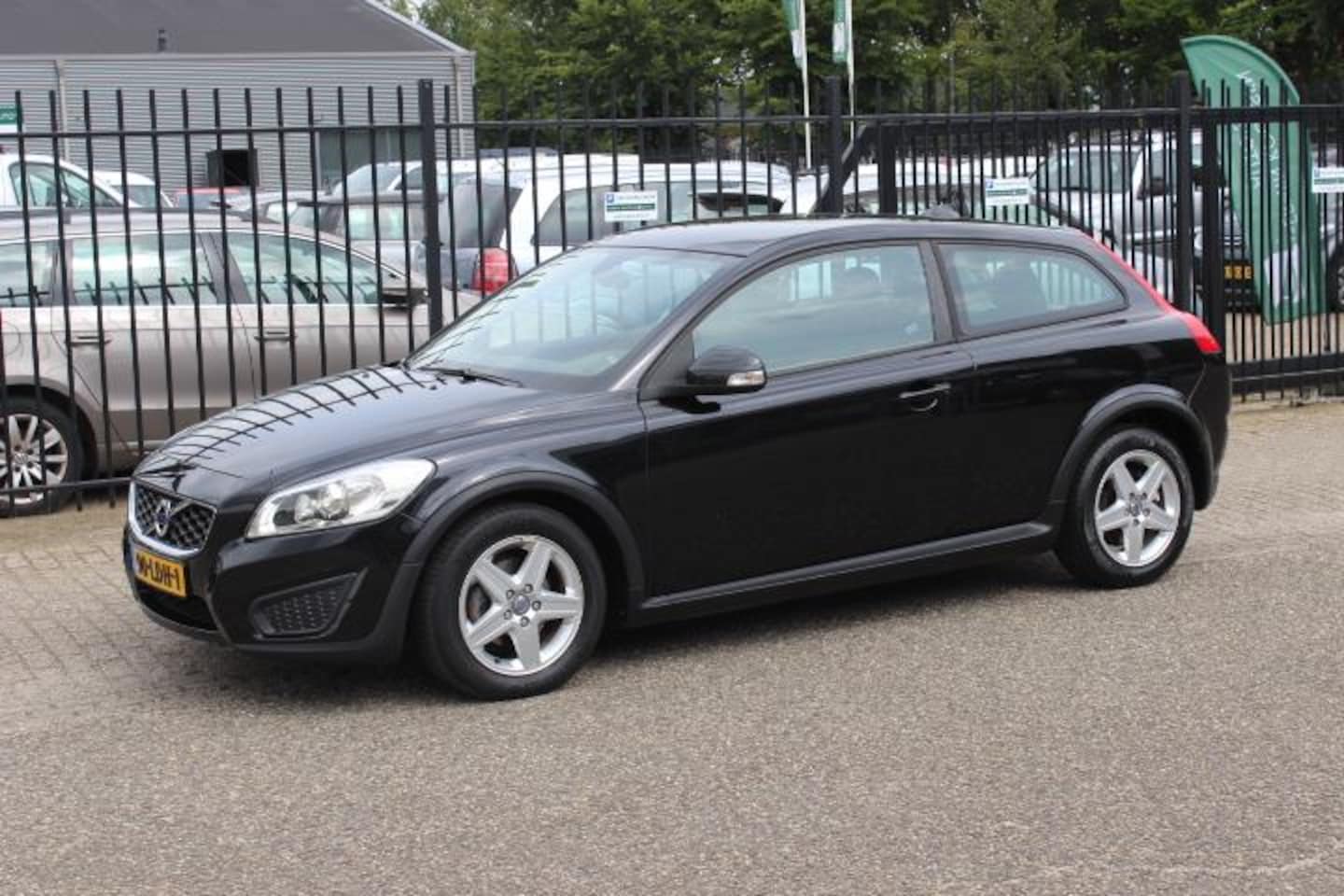 Volvo C30 - 1.6 Kinetic 1.6 Kinetic, Airco/ECC! - AutoWereld.nl