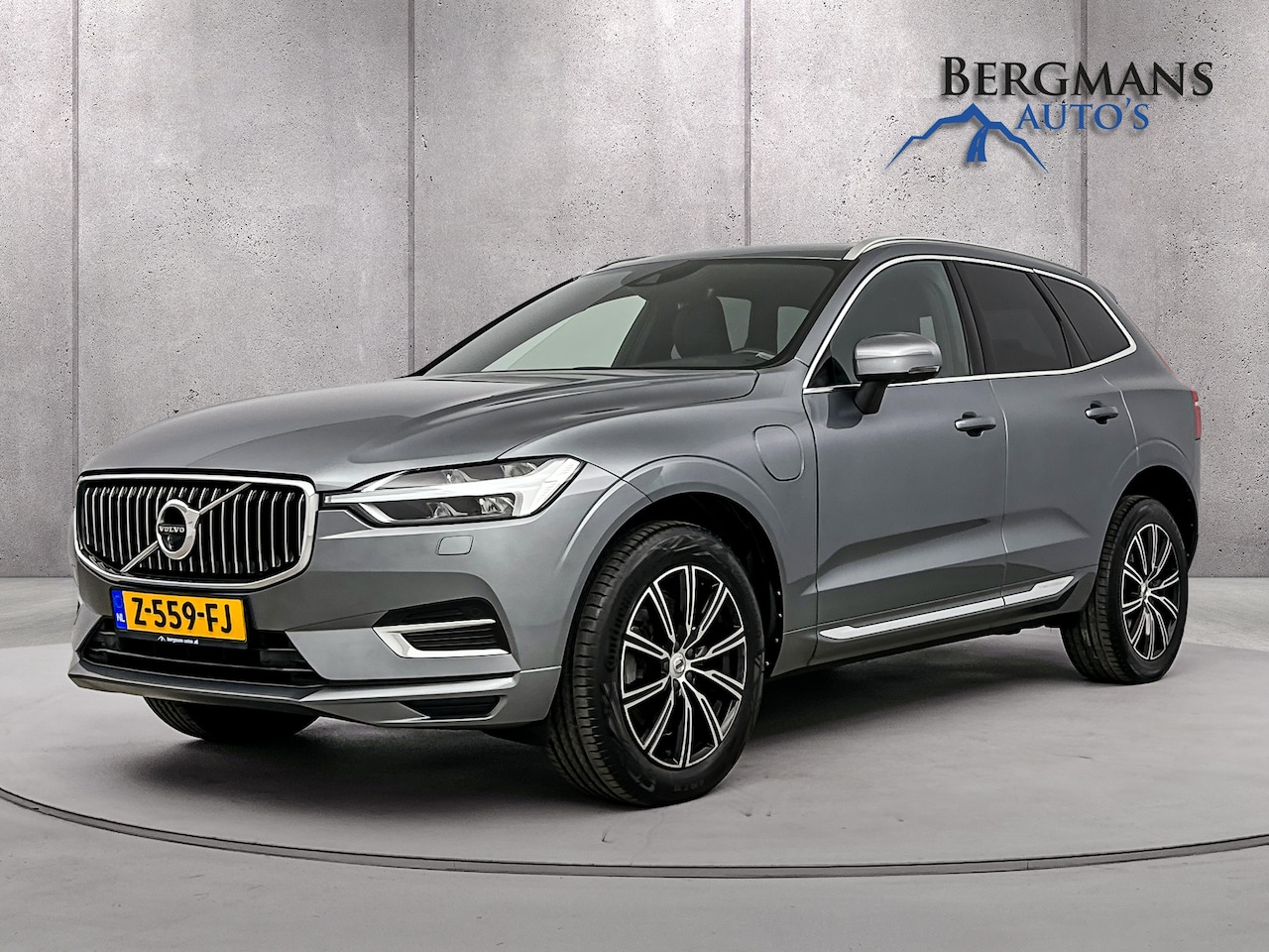 Volvo XC60 - 2.0 T8 Twin Engine AWD Inscription // LUCHTVERING // - AutoWereld.nl