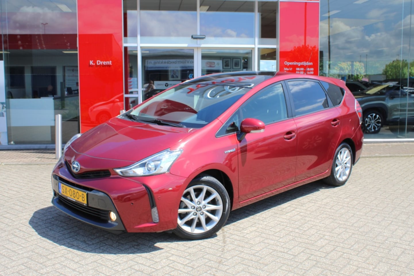 Toyota Prius Wagon - 1.8 Executive | Leer | Trekaak | JBL | Pano - AutoWereld.nl