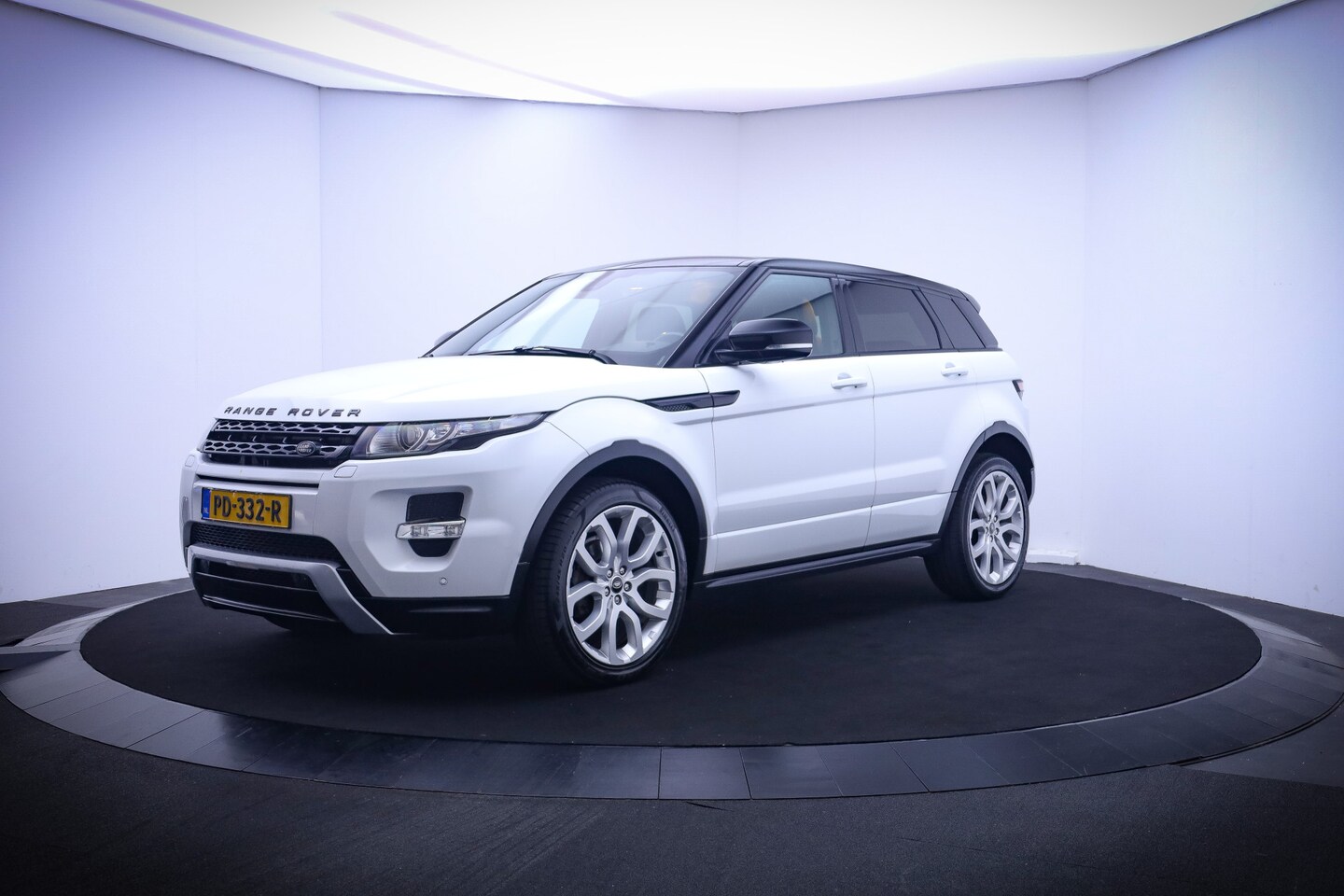 Land Rover Range Rover Evoque - 2.0 Si 4WD Prestige XENON/LEDER/MEMORY/NAVI/CAMERA/STOELVERW./PDC V+A/AFN TREKHAAK/LMV 20' - AutoWereld.nl