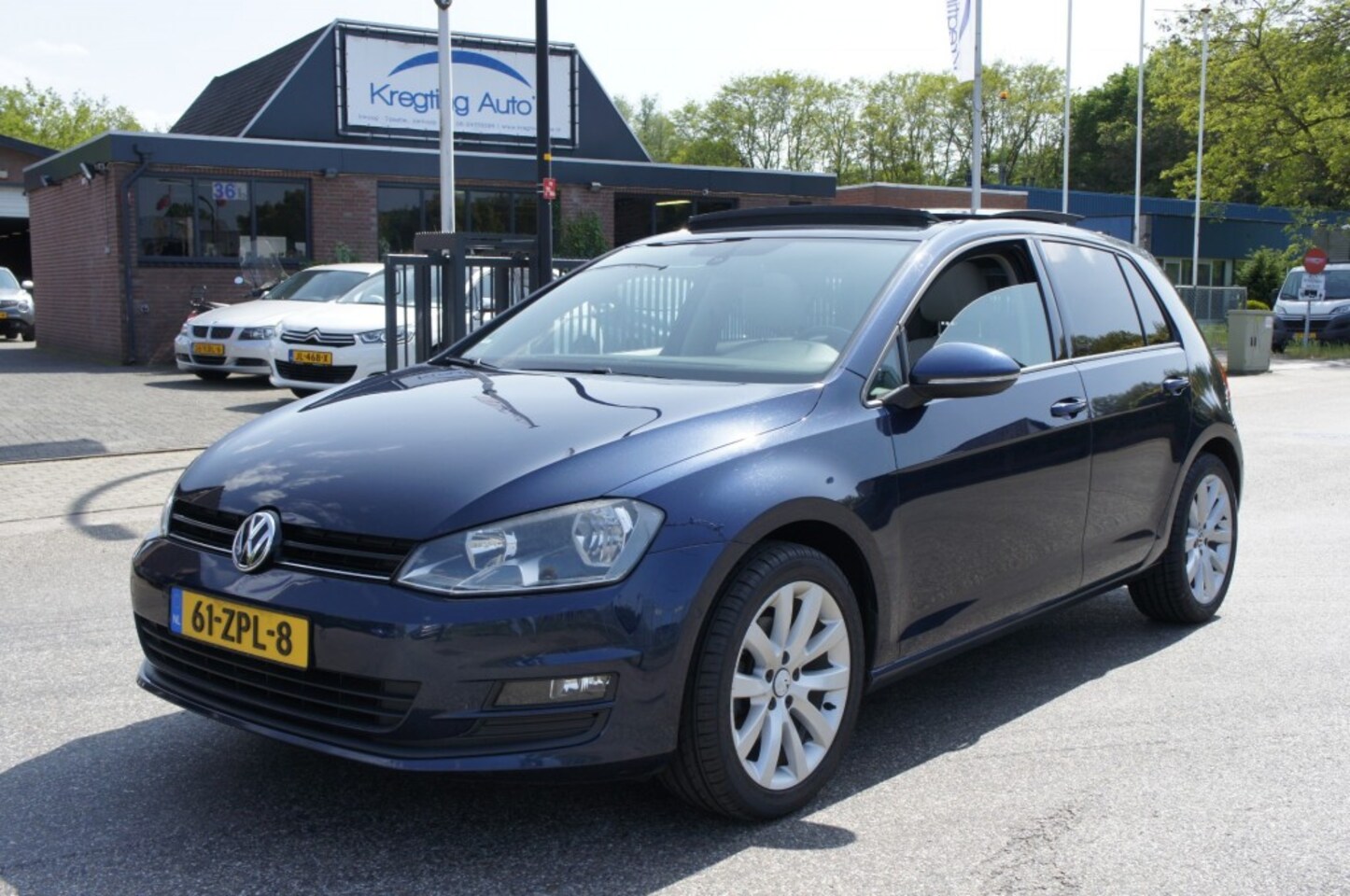 Volkswagen Golf - 1.4 TSI COMFORTLINE PANO/NAV/CAM/CLIMA /17INCH PERFECTE STAAT - AutoWereld.nl