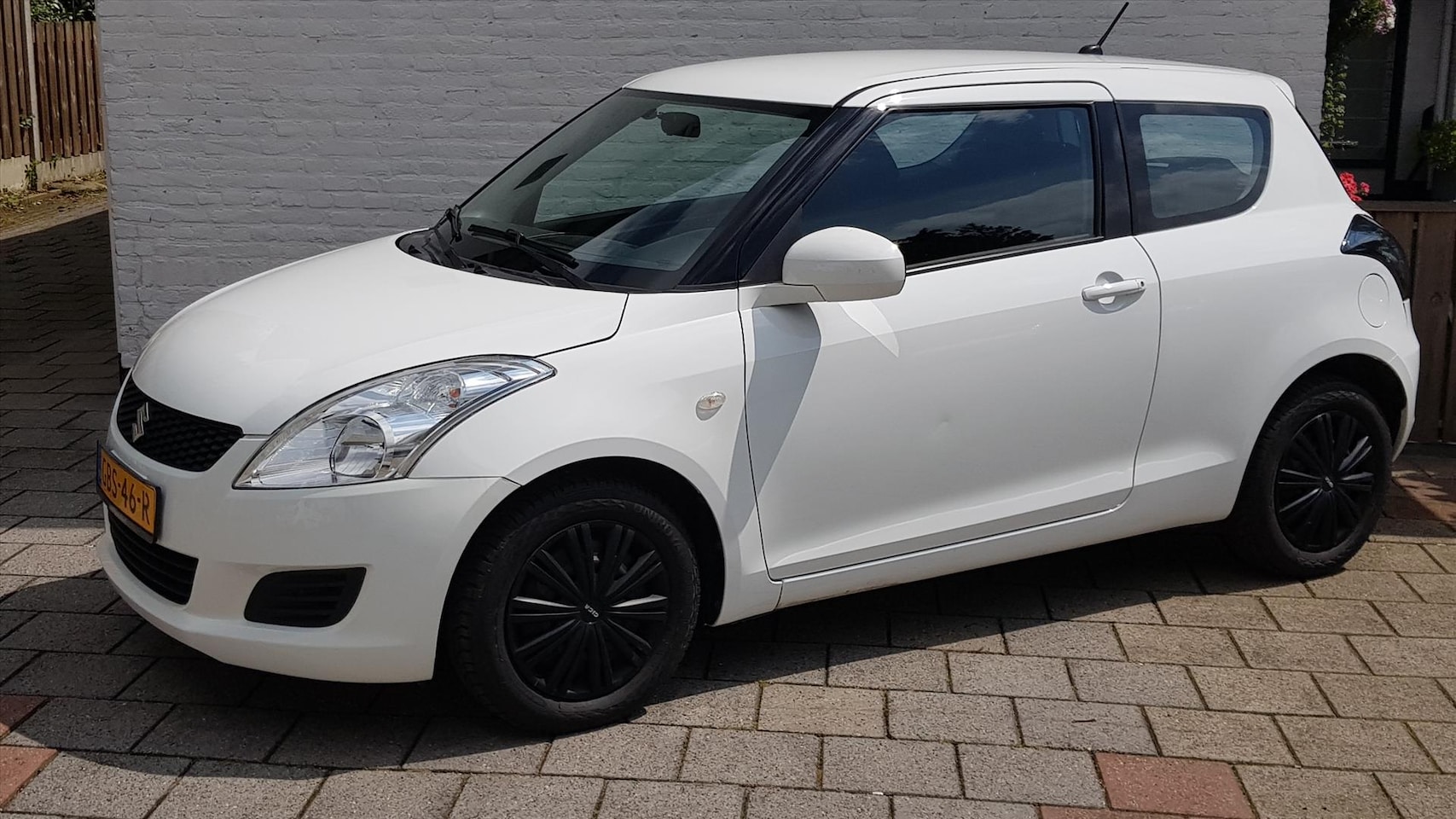 Suzuki Swift - 1.2 Comfort 1.2 3drs comfort , airco zeer mooi - AutoWereld.nl