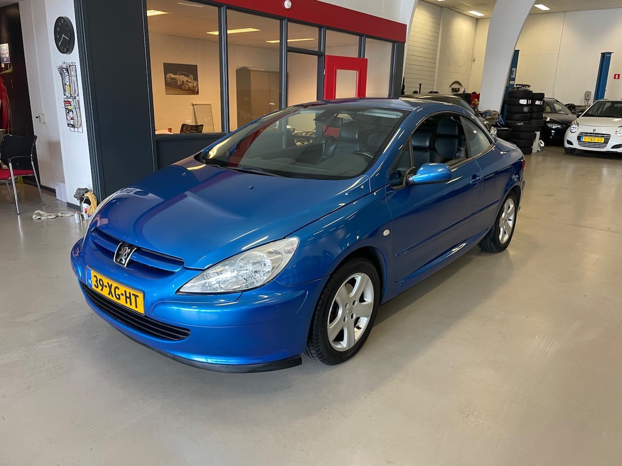 Peugeot 307 CC - 2.0-16V nette auto 159000 km - AutoWereld.nl