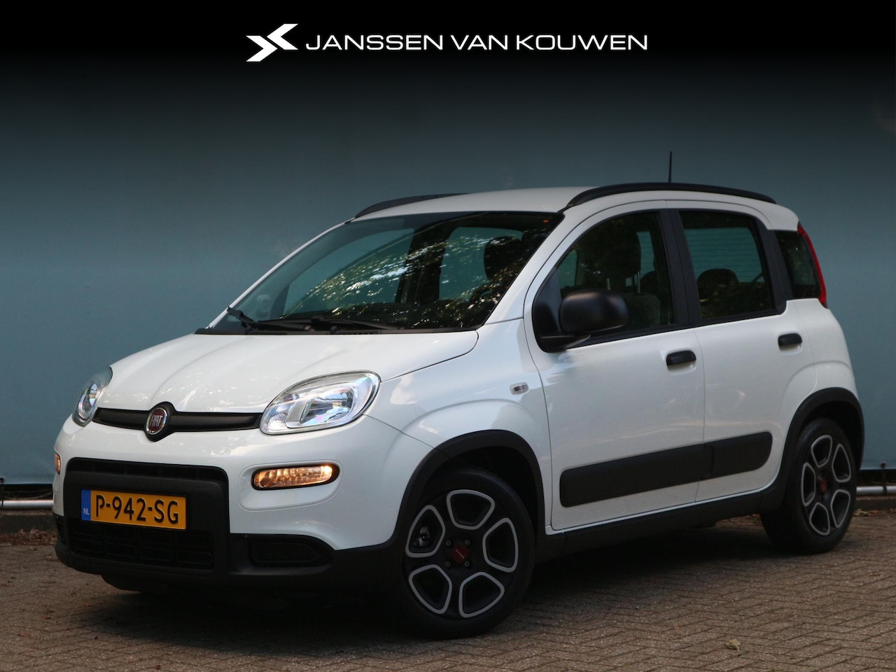 Fiat Panda - 1.0 Hybrid City Life 70 pk / Apple CarPlay & Android Auto / Airco - AutoWereld.nl