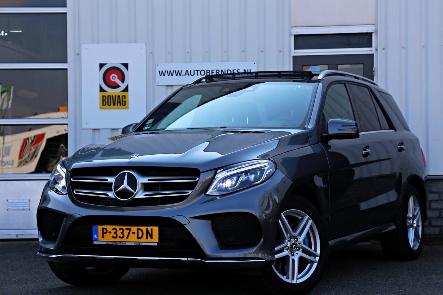 Mercedes-Benz GLE-Klasse - 500 e 4MATIC AMG Sport Edition Aut.*Inclusief BTW!*Perfect Onderh.*AMG in/ext/Luchtvering/ - AutoWereld.nl