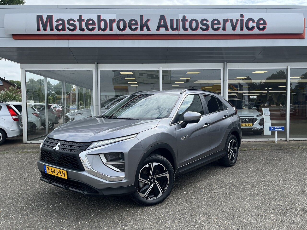 Mitsubishi Eclipse Cross - 2.4 PHEV Intense Staat in Hardenberg - AutoWereld.nl