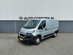 Peugeot Boxer - 333 2.0 BlueHDI 111pk3Persoons Airco Camera Trekhaak Schuifdeur-R. Betonplex Lat-Om-Lat Pr